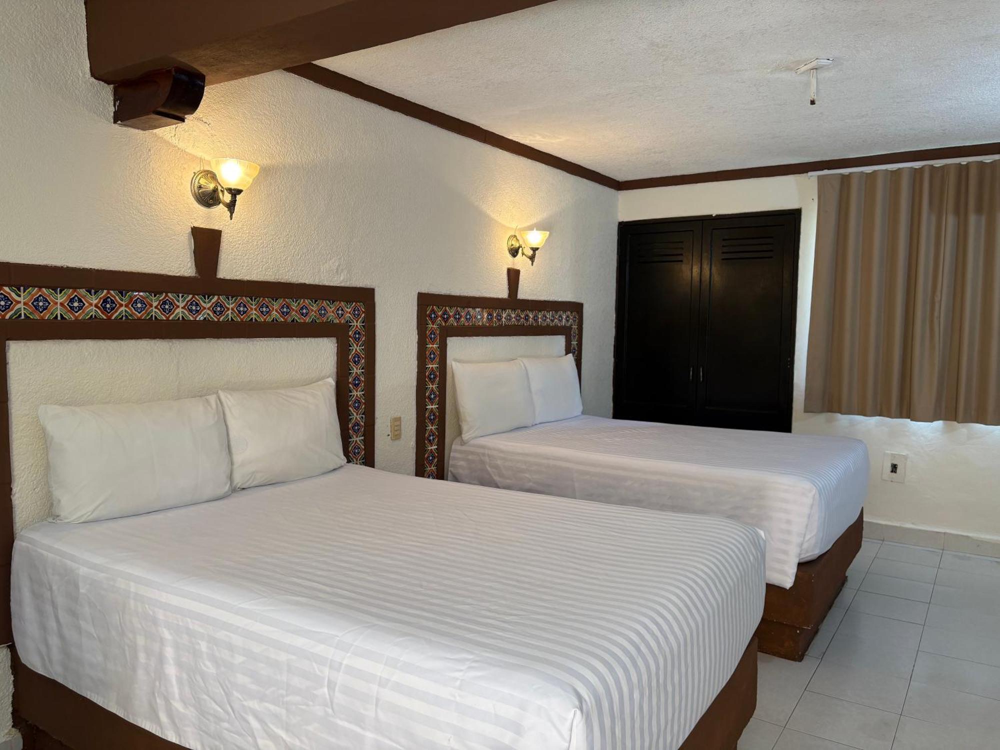 Center 3* Cancun